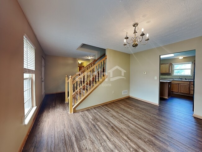 Photo - 438 Rothgate Dr