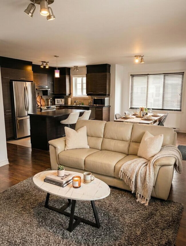 Building Photo - 5181 Rue Jacques-Plante Unit SI ID1473545P