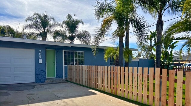 Photo - 759 W 10th Ave