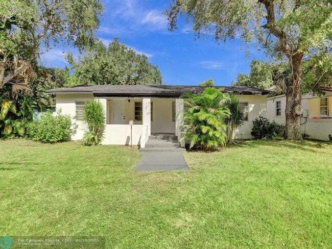 Building Photo - 535 NW 91st St Unit 1-1 Rental