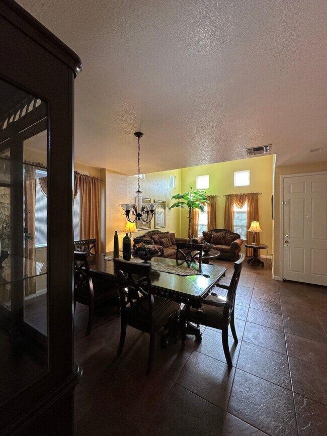 Photo - 2613 Covelite Way