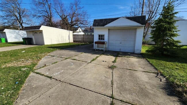 Photo - 3 Bedroom 2 Bathroom House