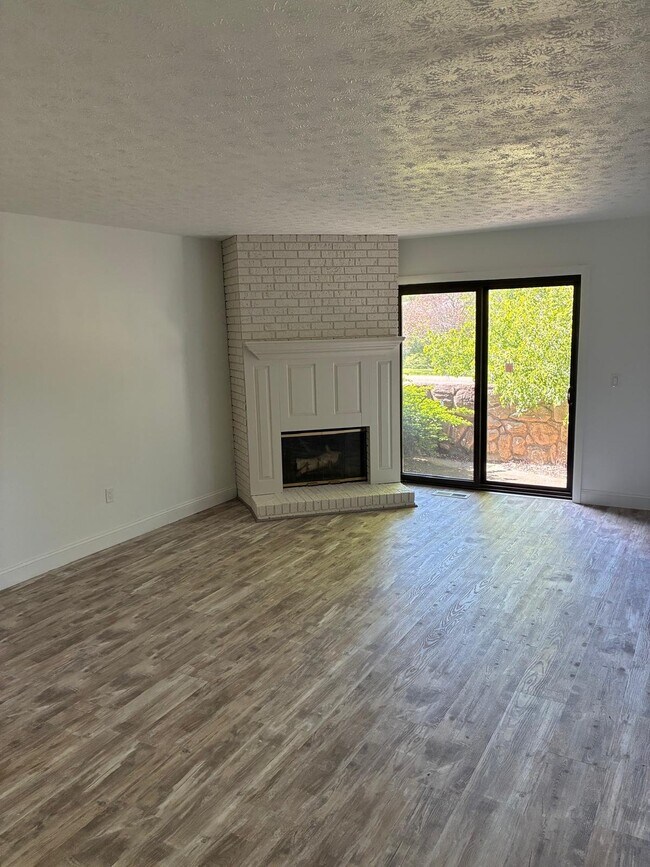 Photo - 3421 Burrwood Dr