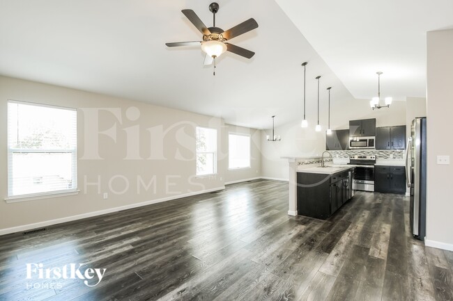 Photo - 2220 Tenbrook Rd