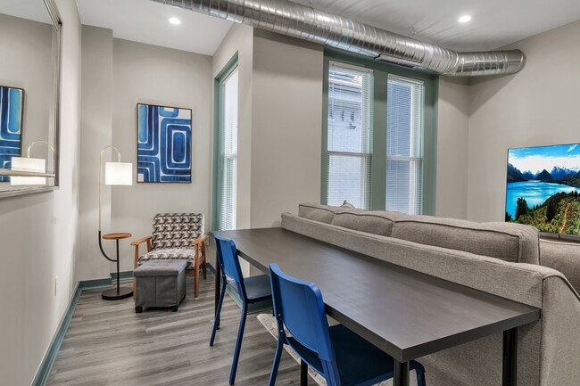 Photo - 36-50 E Utica St