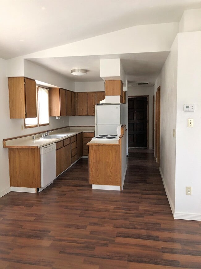 Photo - 3005 W Malad St