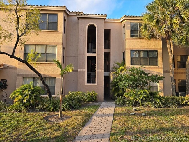 Building Photo - 2846 S University Dr Unit 4107