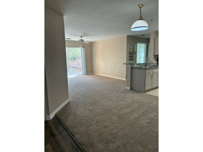 Photo - 2 bed 2 bath condo at CYPRESS FARIWAY