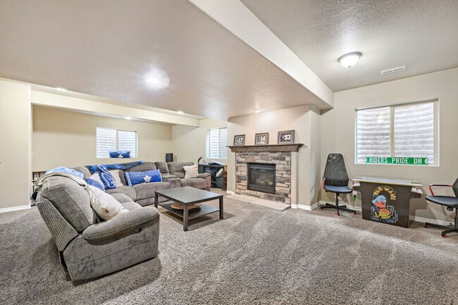 Photo - 6134 Rennert Dr