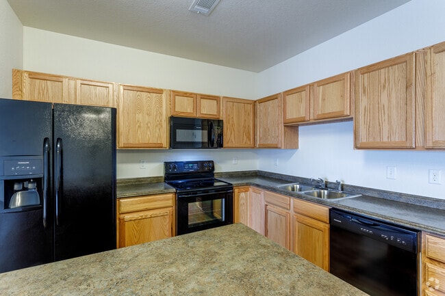 2BR, 2BA - Estes Park - Creek View Apartments