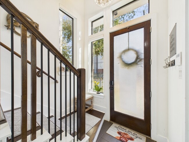 Photo - 1404 Spring St