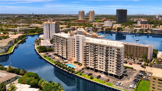 Photo - 401 Golden Isles Dr Unit 307