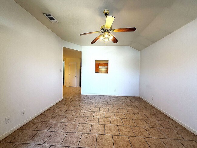 1304 Cinch Dr Unit B