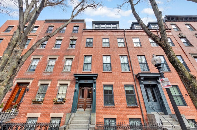 Building Photo - 32 E Springfield St Unit 1 Rental