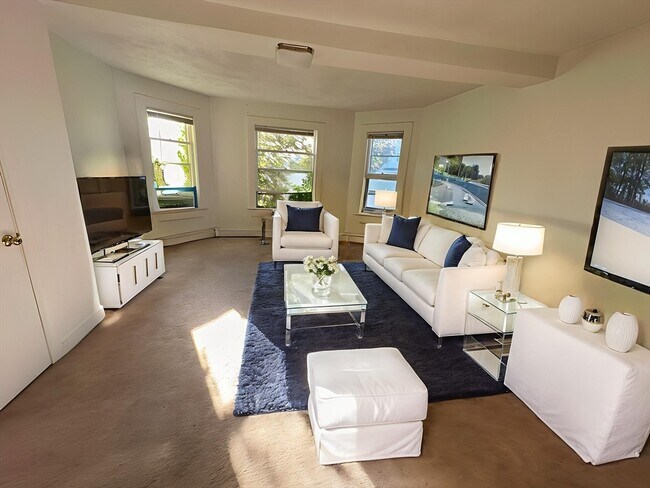 Photo - 110 High St Unit 2