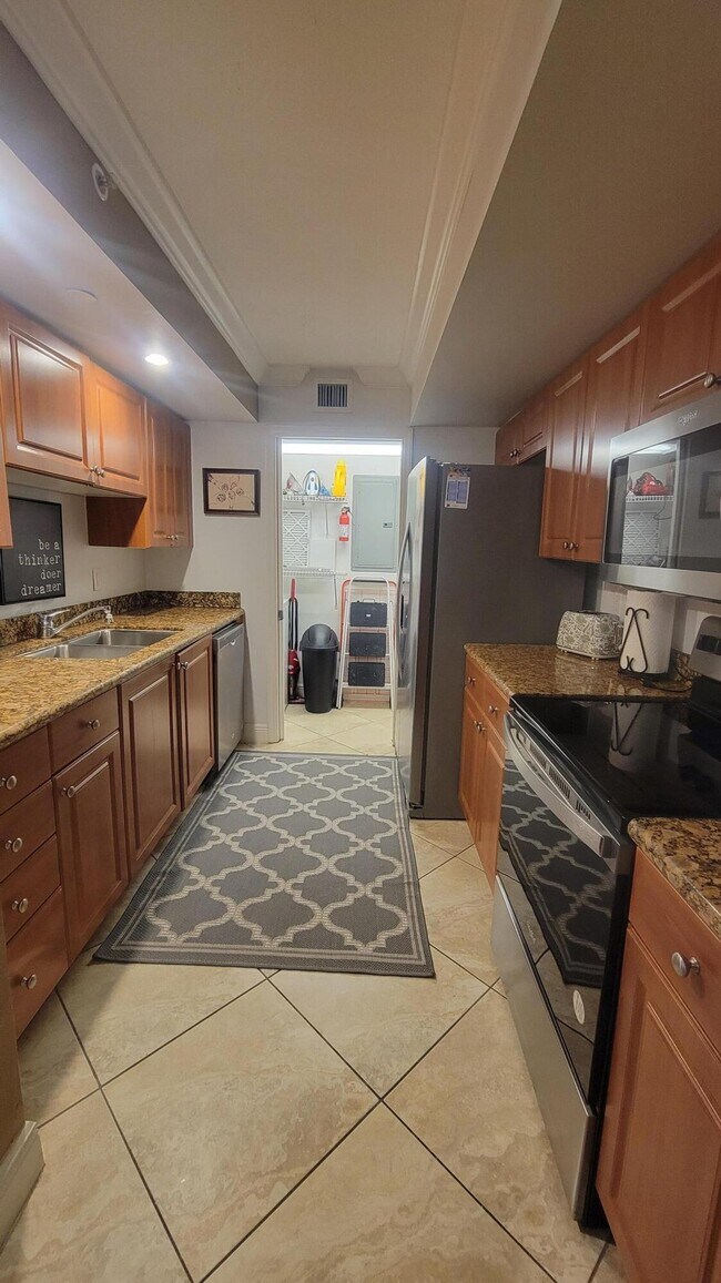 Photo - 6917 Collins Ave Unit 506