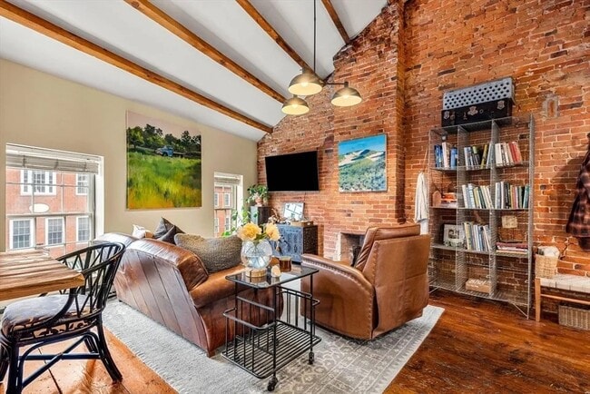 Photo - 23 State St Unit 301