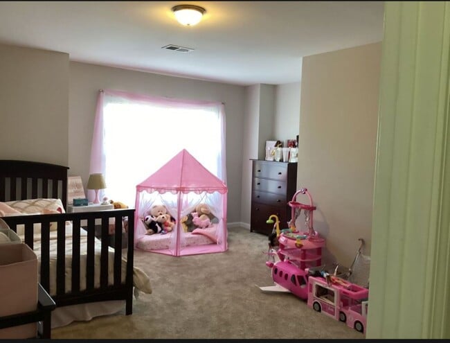 Photo - Beautiful 4 Bedroom Home in Farrow Pointe – Minutes from Downtown Columbia