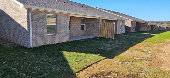 Building Photo - 617 NW 69th Ave