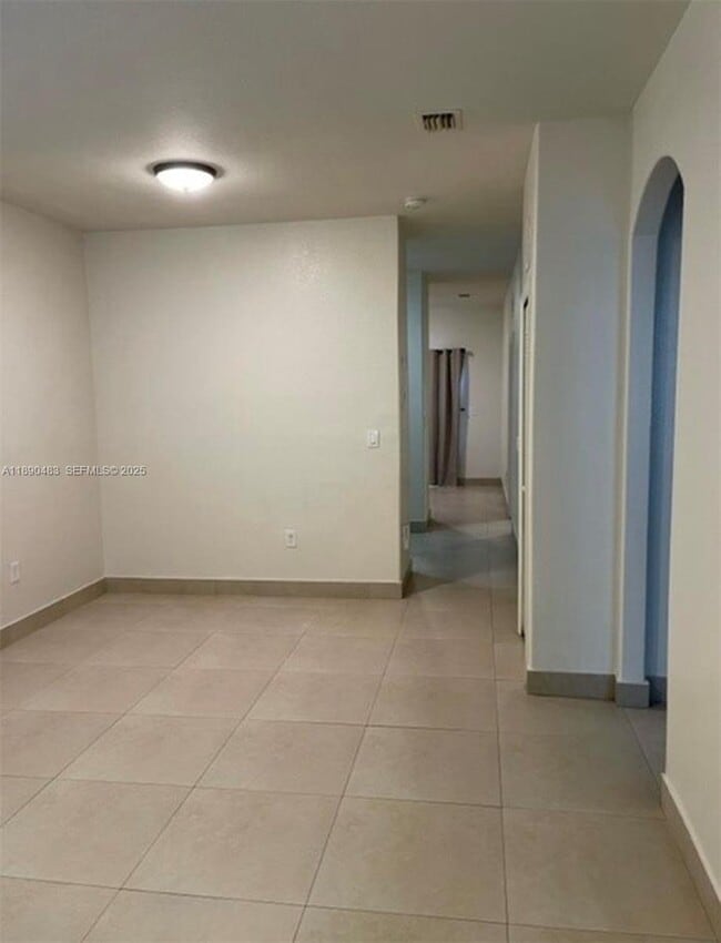 Photo - 1661 SE 29th Ct Unit 103