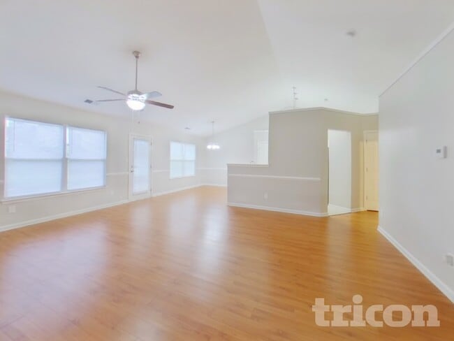 Photo - 2009 Moonstone Ln