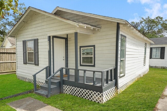 Building Photo - 8514 Spaulding St Rental