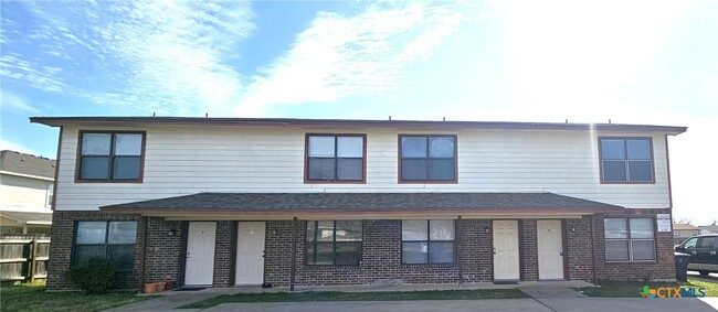 Photo - 1307 Monroe Loop Townhome