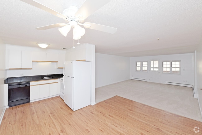 2 BR, 1 BA