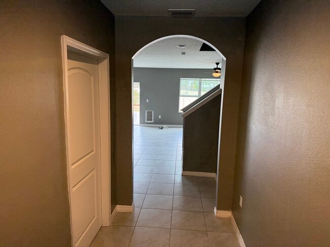 Photo - 1304 Sugarwood St