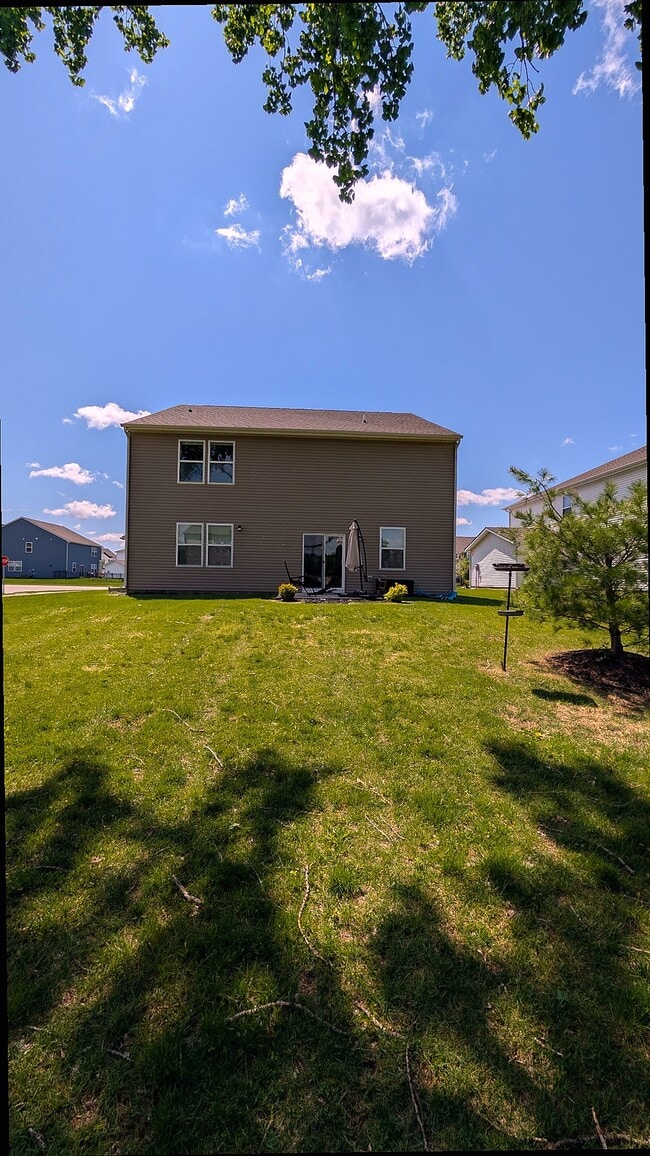 Photo - 9160 Larson Dr