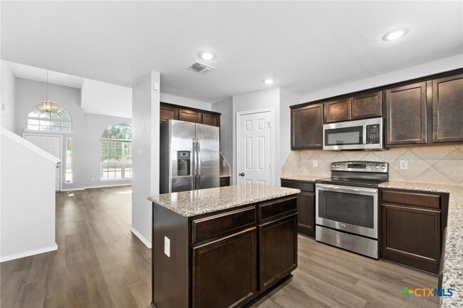 Photo - 3413 Malmaison Road