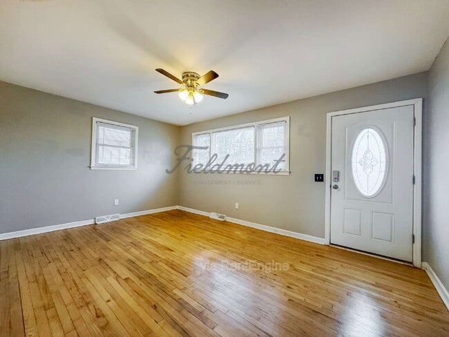 Photo - 111 S Buckhorn Rd