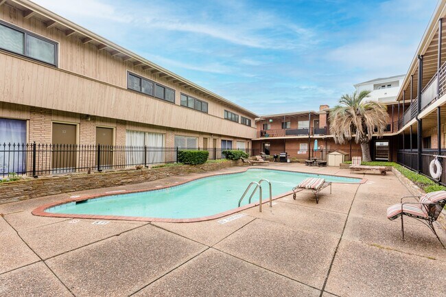 Photo - 3809 N Braeswood Blvd Unit 9