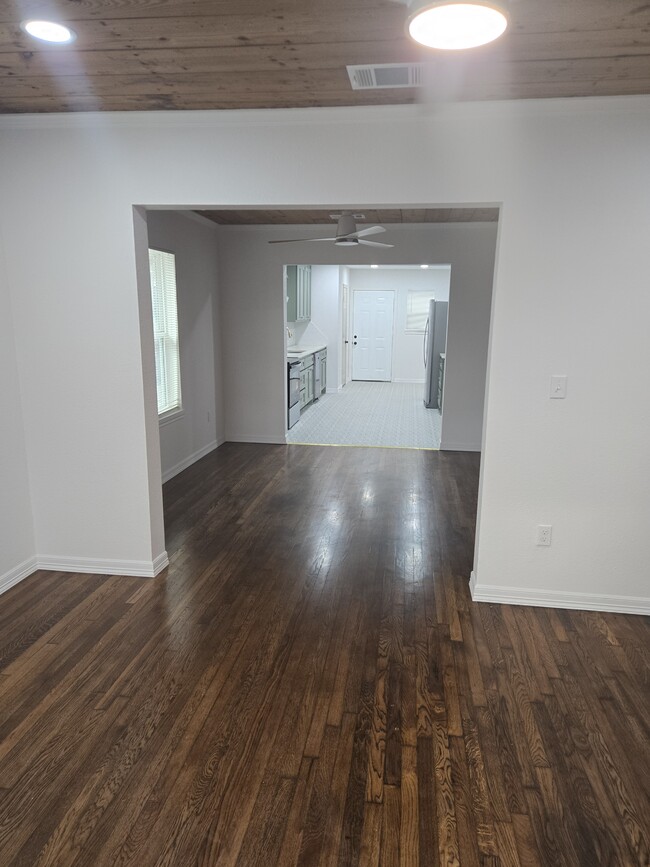 Photo - 415 N 23rd St