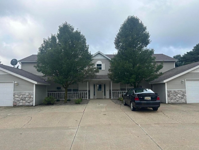 Photo - 607 Trinity Dr Unit #1