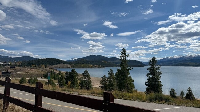 Photo - Lakefront Two Bedroom Two Bath Condo in Di... Unit 1