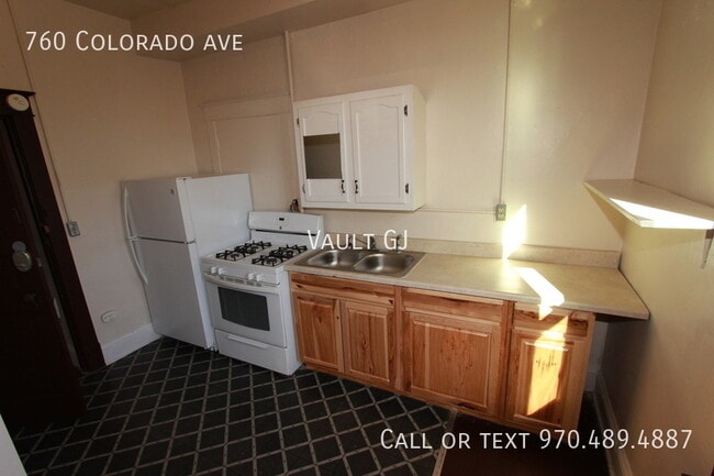 Building Photo - 760 Colorado Ave Rental