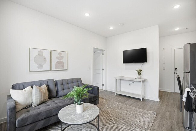1528-30 W Girard Ave Unit SI ID1612743P