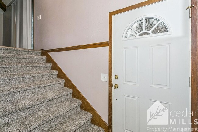 Photo - UPDATED 2 bedroom condo near Maize and Pawnee