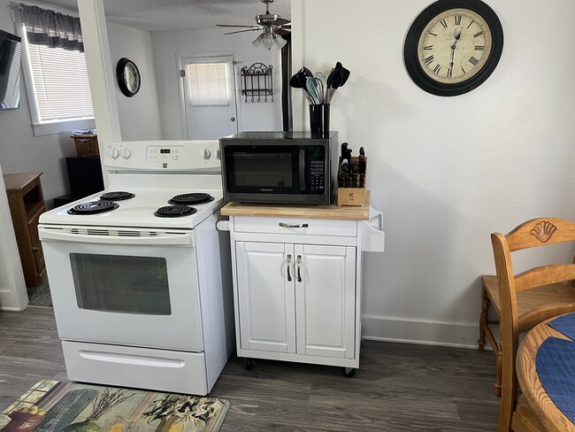 Photo - 506 S 5th Ave