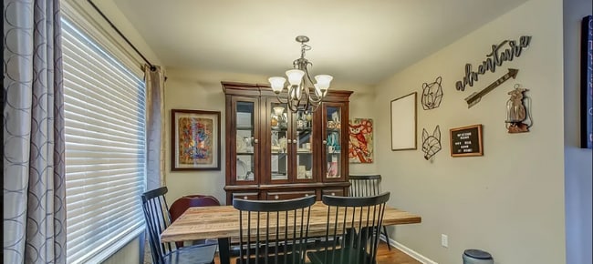 Photo - 1434 Riverbrook Dr