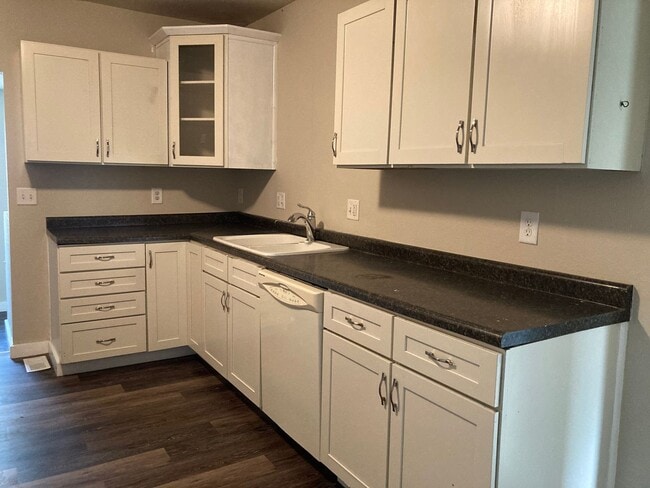 Photo - Spacious 3-Bedroom, 1-Bath Home - East Side Location