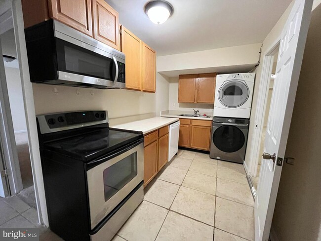 Photo - 75 Marblehead Rd