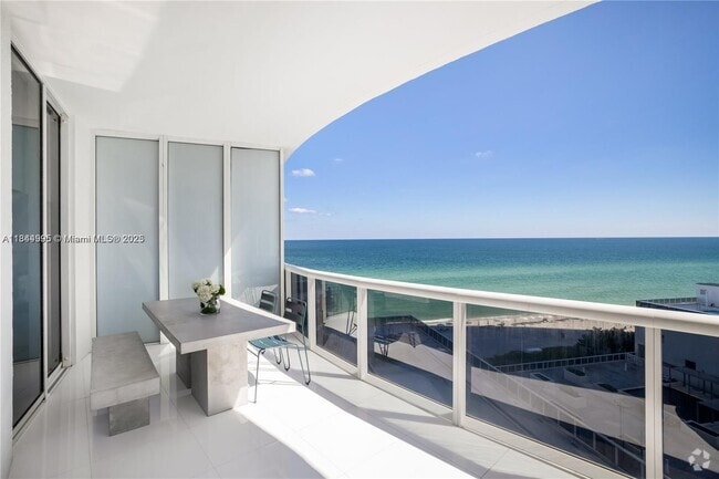 Building Photo - 15901 Collins Ave Unit 707 Rental