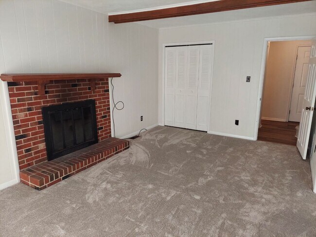 Photo - 5 BR 2.5 SINGLE FAMILY HOME