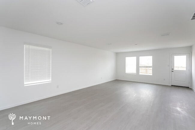 Photo - 11349 Rodeo Dr