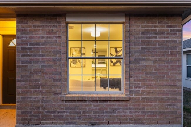 Photo - 503 Blanco Woods Blvd