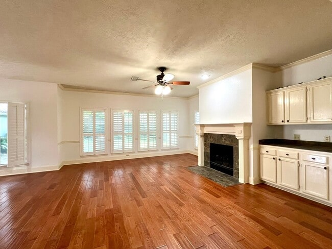 Building Photo - 12803 Birch Falls Rd Rental