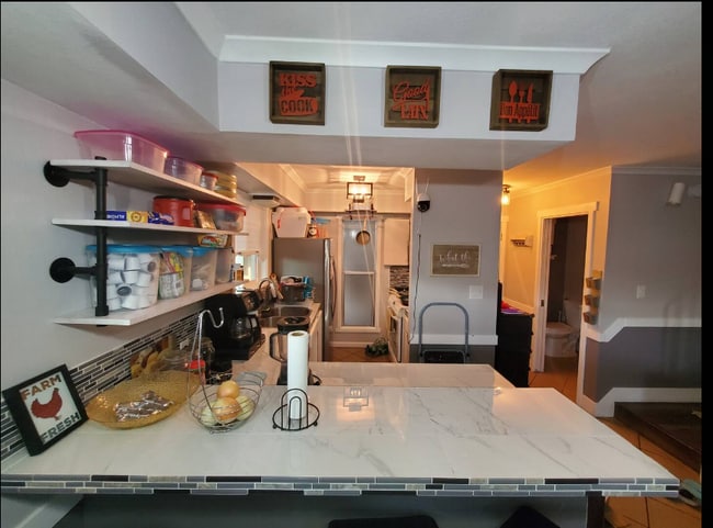 Building Photo - 805 Tully Rd Unit 31