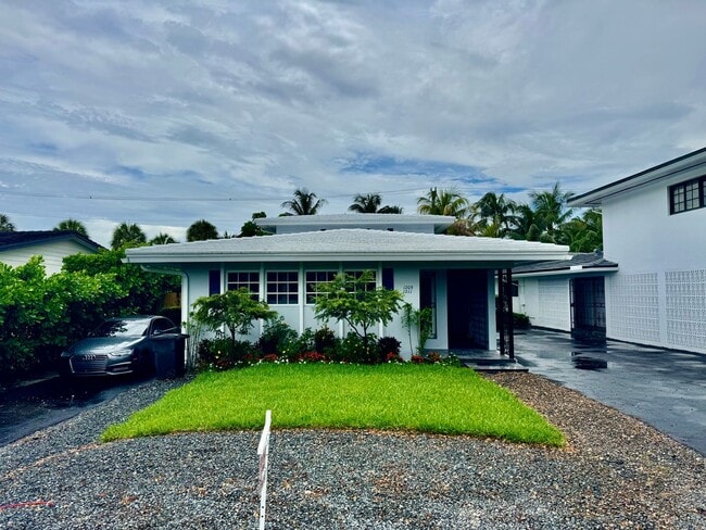 Building Photo - Campo Sano Ave Unit 1209